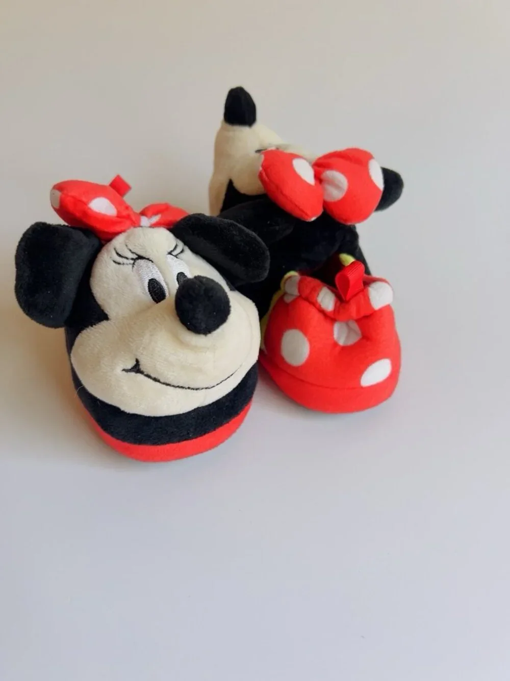 Disney Minnie Mouse Plush Slippers Red Polka Dot Toddler Size 7/8
